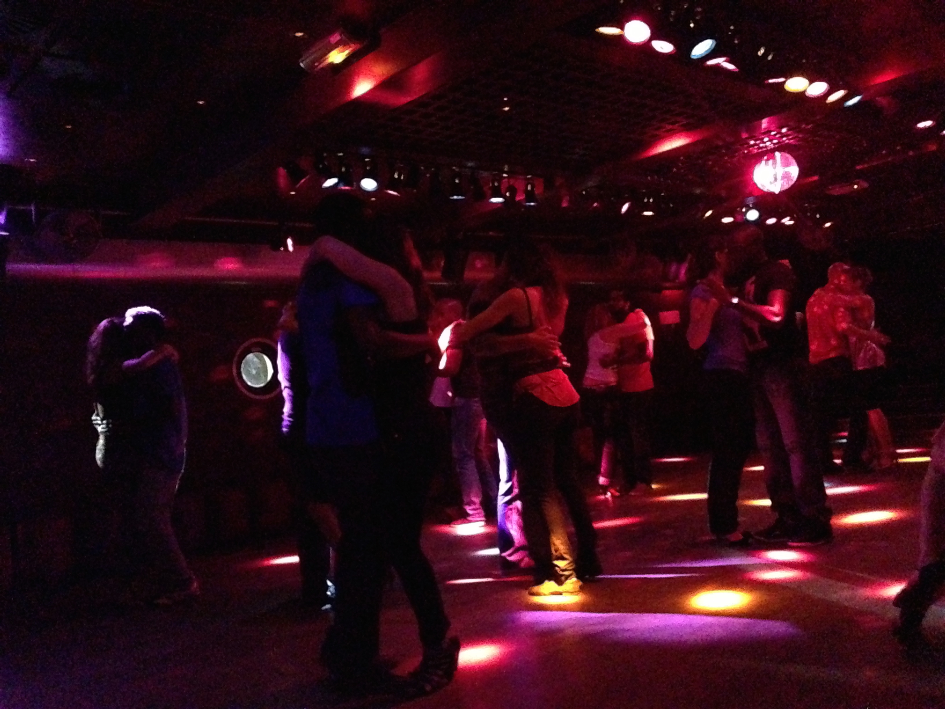 kizomba on the boat 'Nix Nox', Seine, Paris