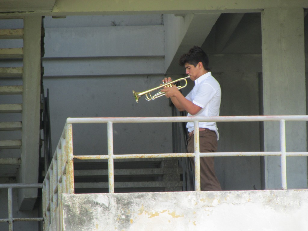 Photo 2 - Young student rehearsing, Facultad de Musica