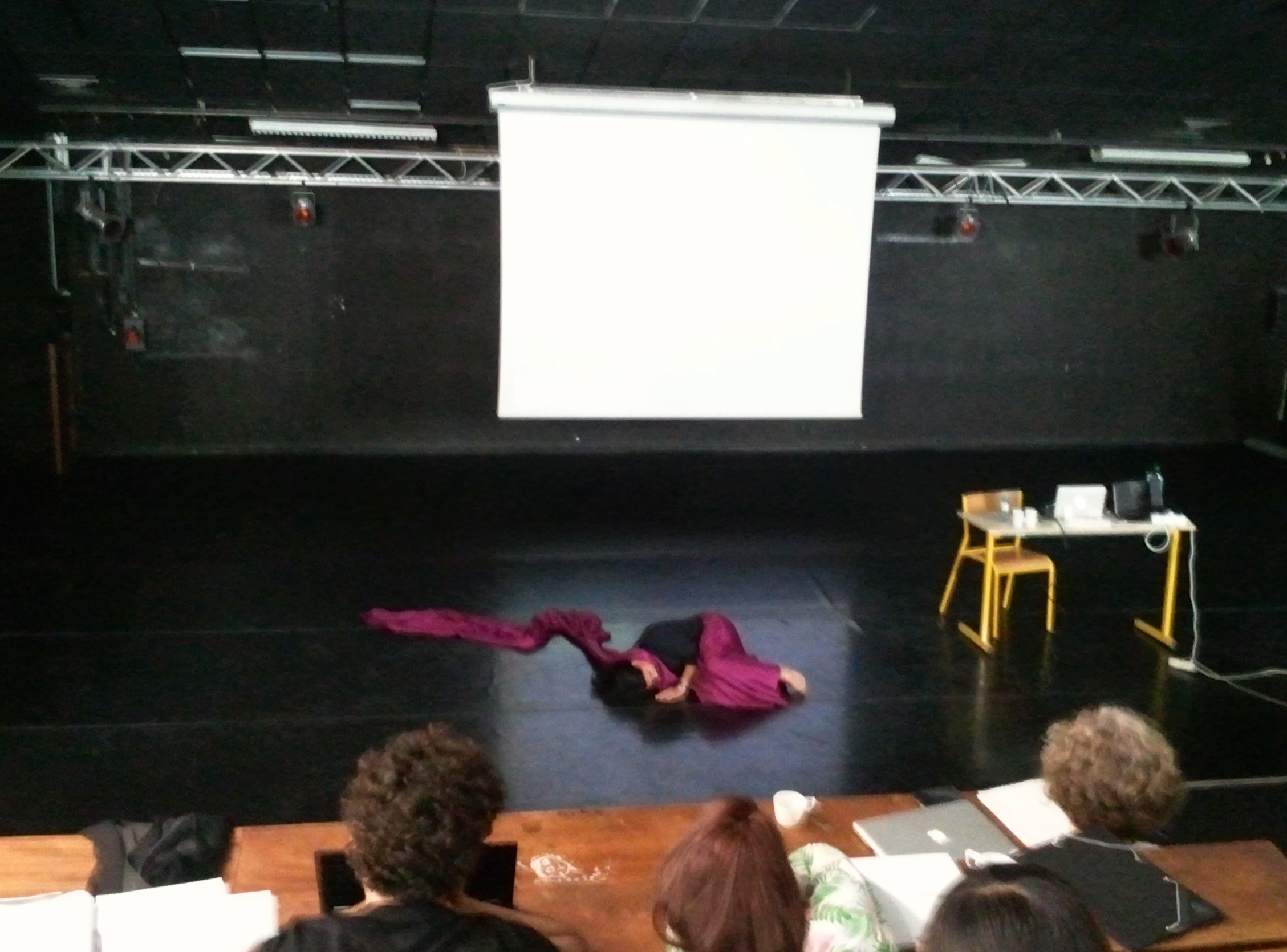Sandra Chatterjee performance in Nice. Photo courtesy Elina Djebbari